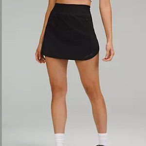 Lululemon Hotty Hot Skirt SIZE 10 Long